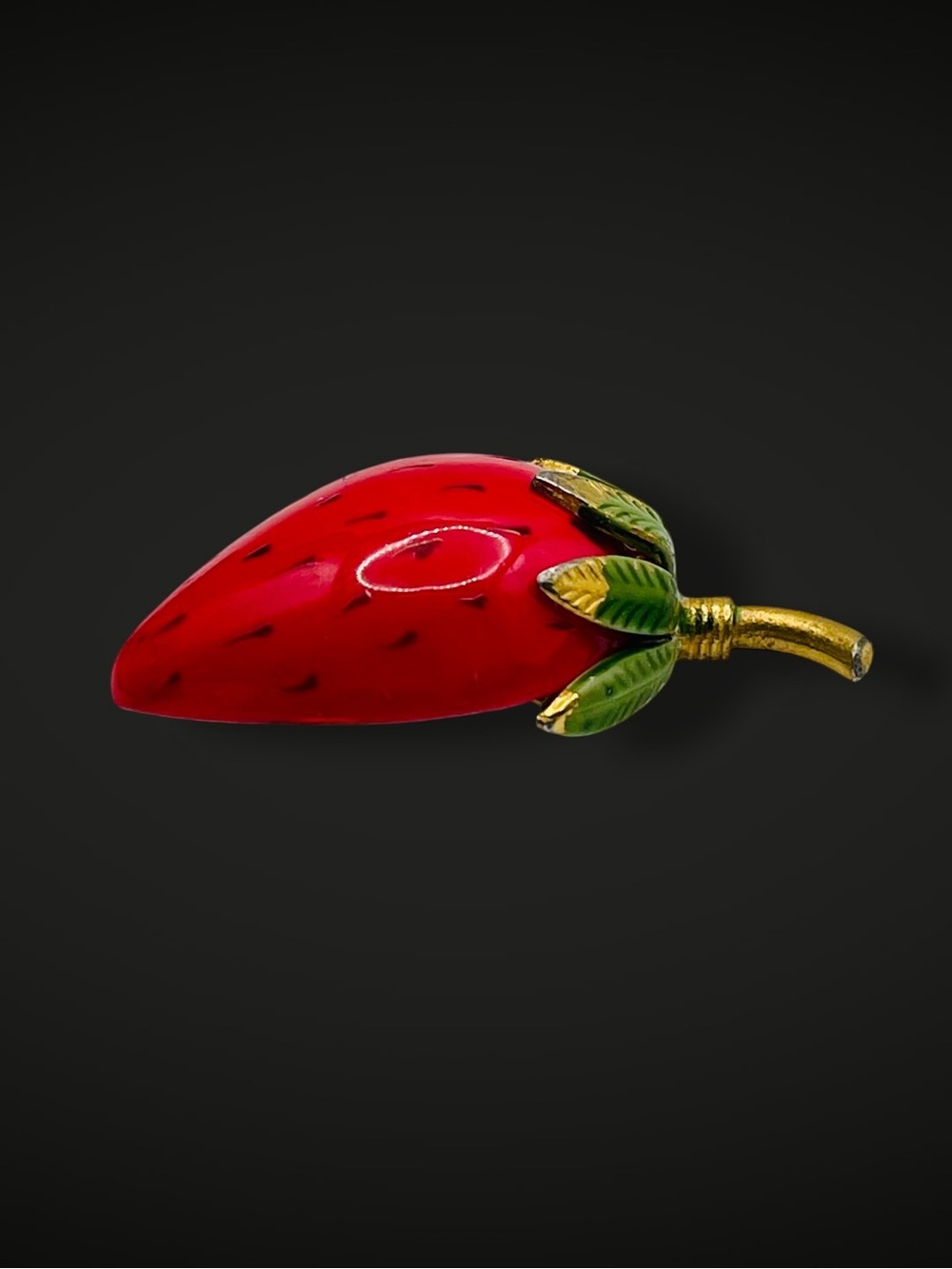 Cute Vintage Original by Robert 3D Enamel Strawberry Brooch Pin Collectible - Picture 7 of 16